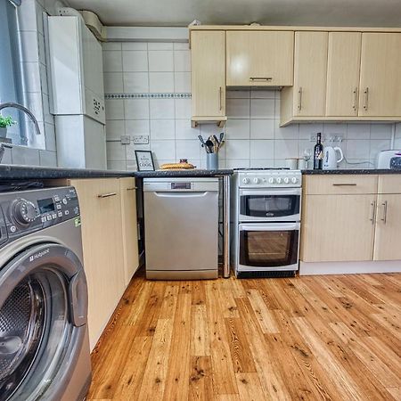 Cosy 3 Bed Apartment In Southam, Sleeps 6 Southam  Εξωτερικό φωτογραφία